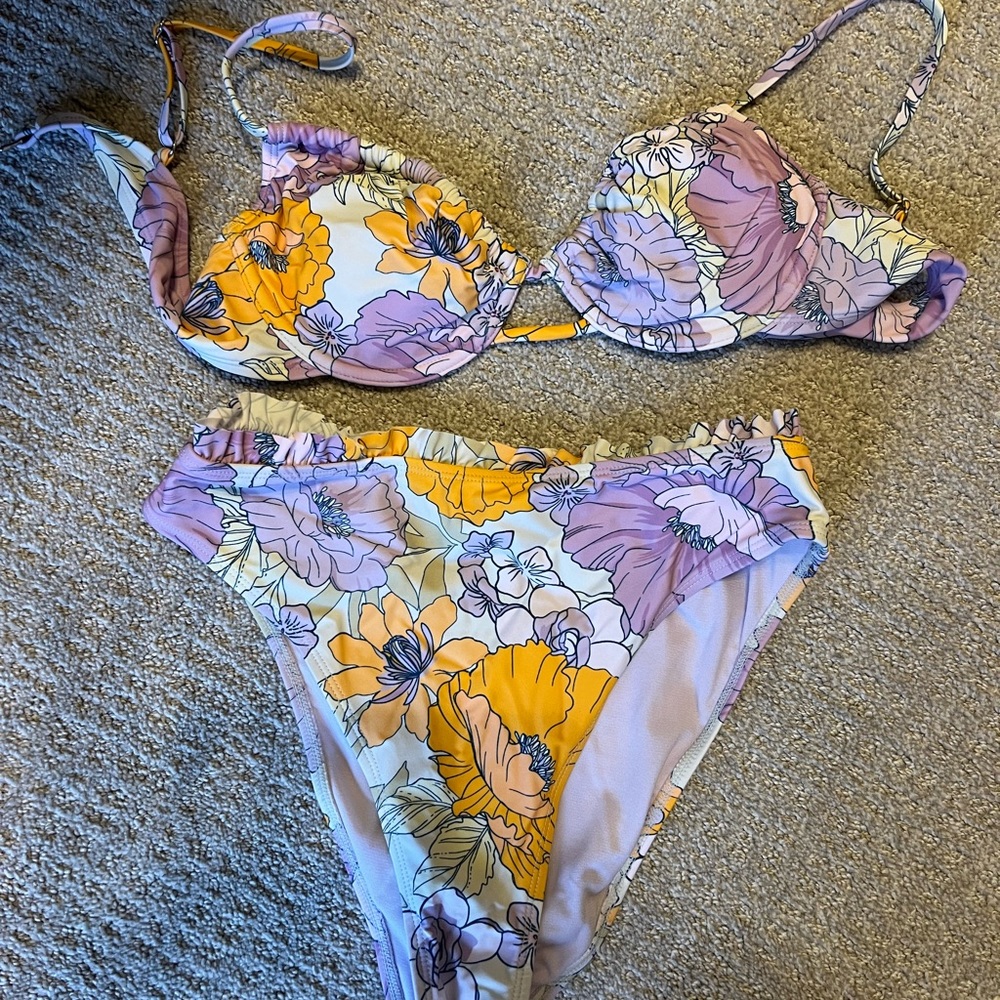 Cupshe Floral Suit